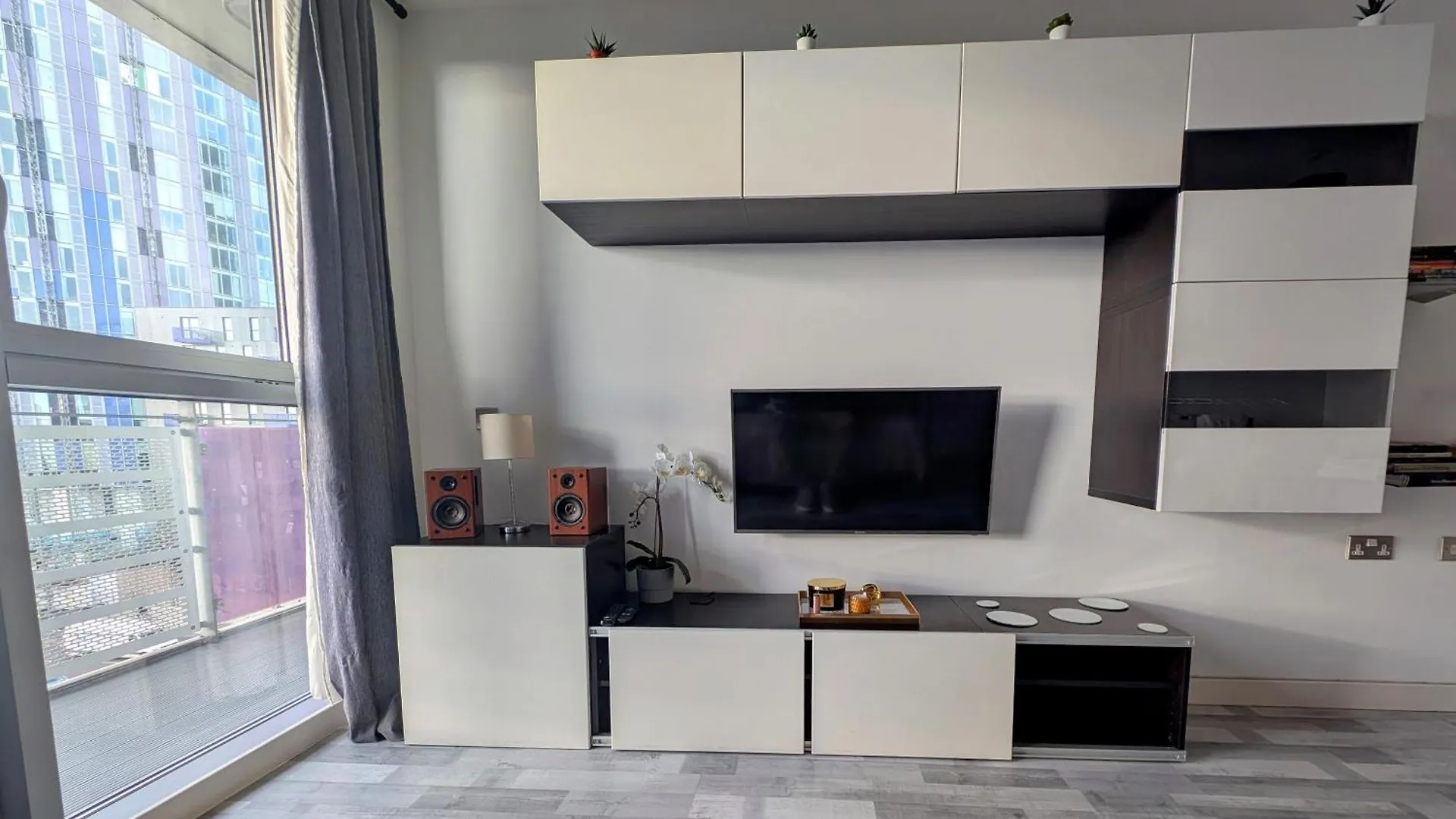 Apartman Giogio - Comfortable Stratford Flat With Stunning Views London Egyesült Királyság